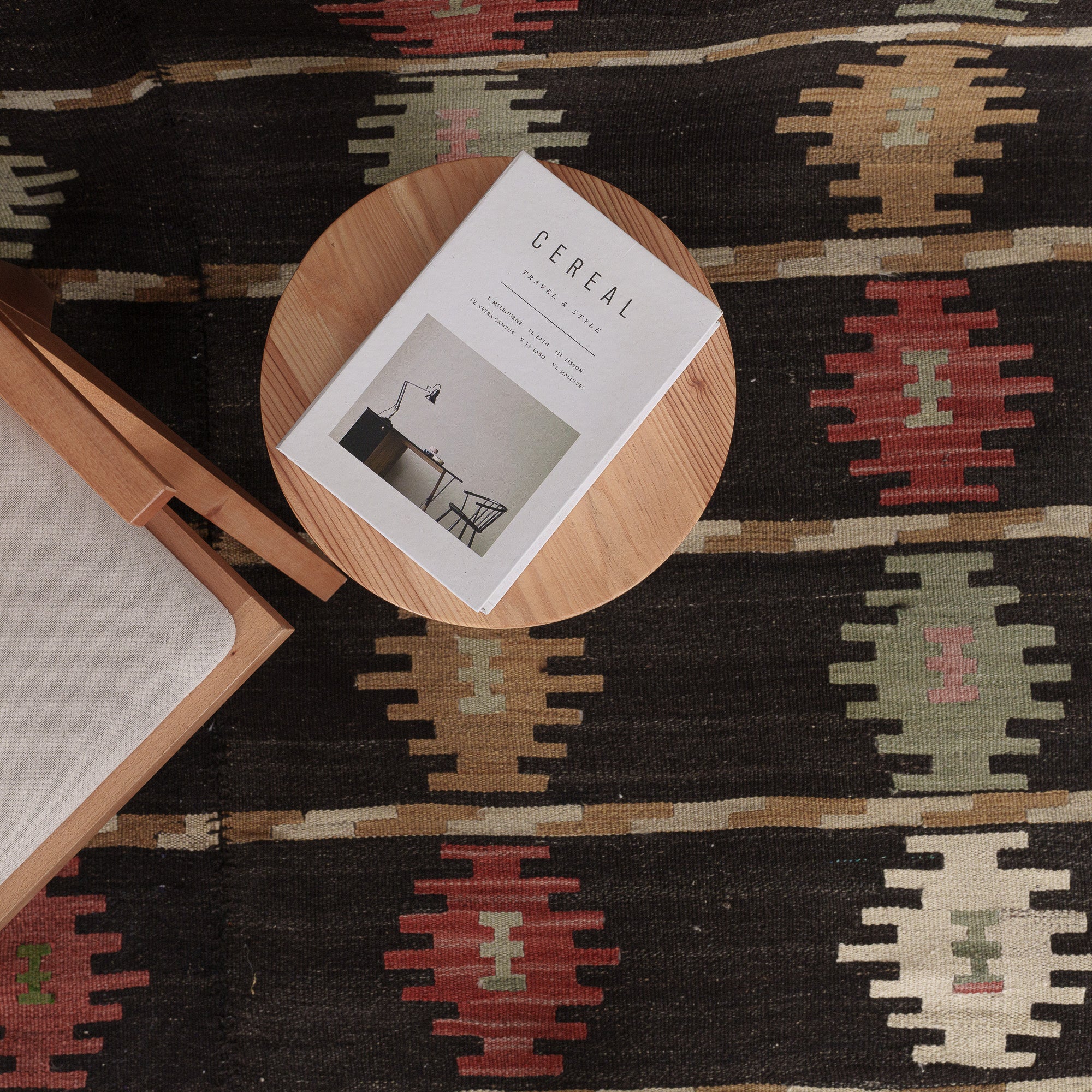 Naelisara - Vintage Turkish Area Rug