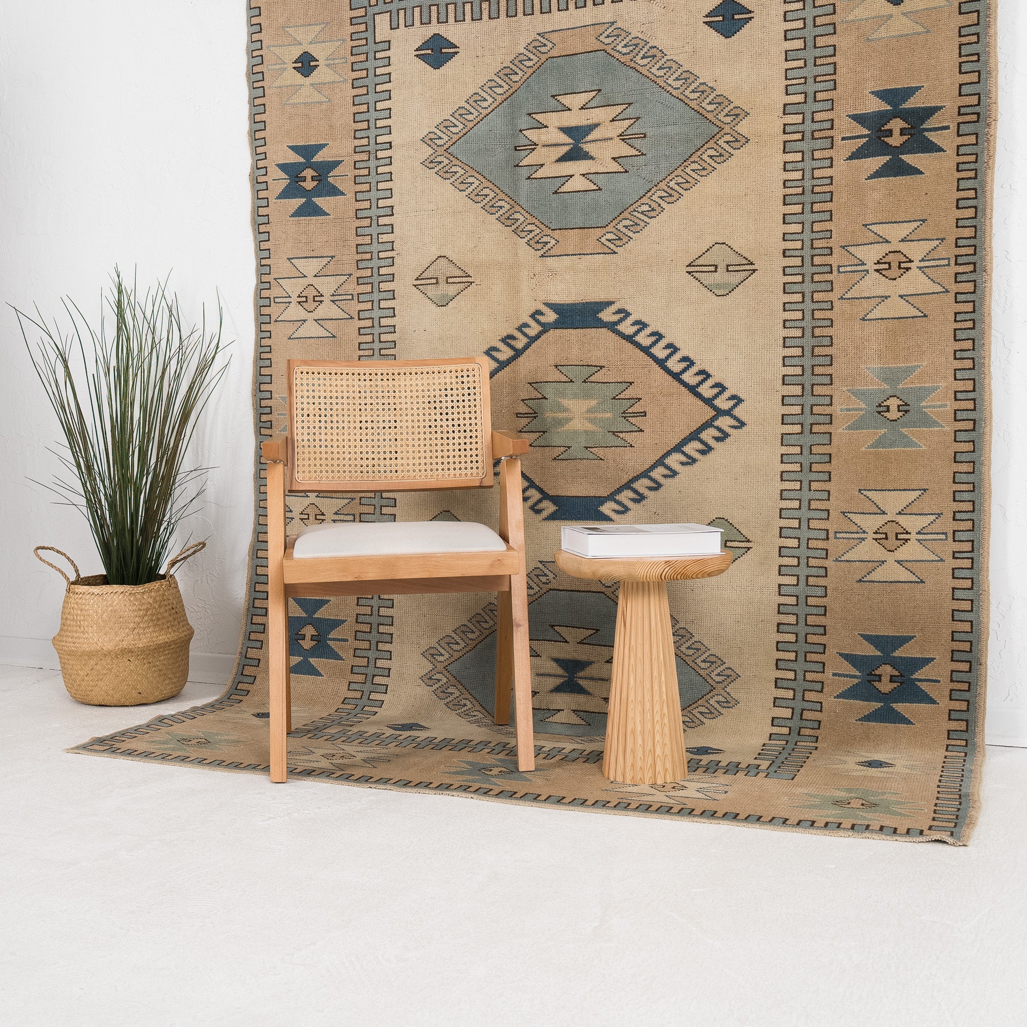 Velorisa - Vintage Turkish Area Rug