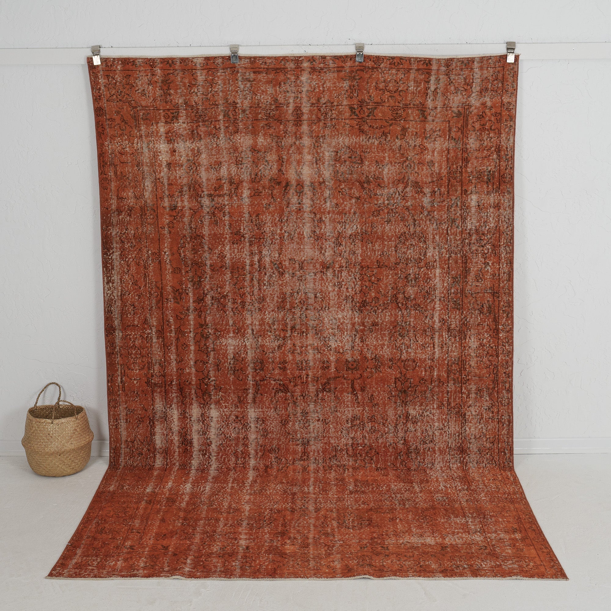 Aylin - Turkish Rug, Authentic and Vintage