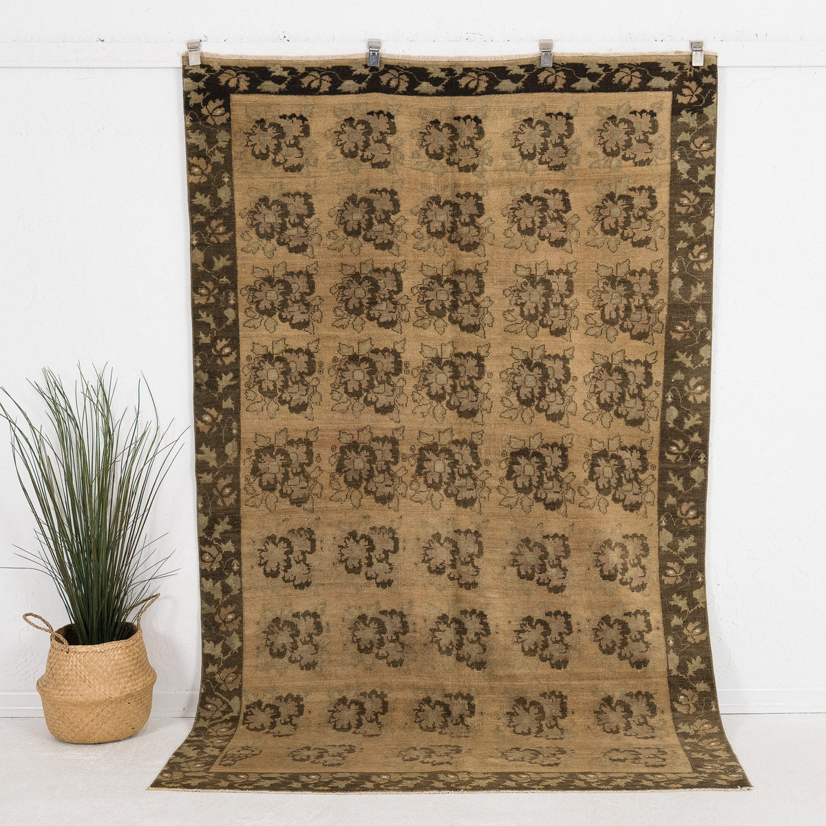 Maevyra - Vintage Turkish Area Rug