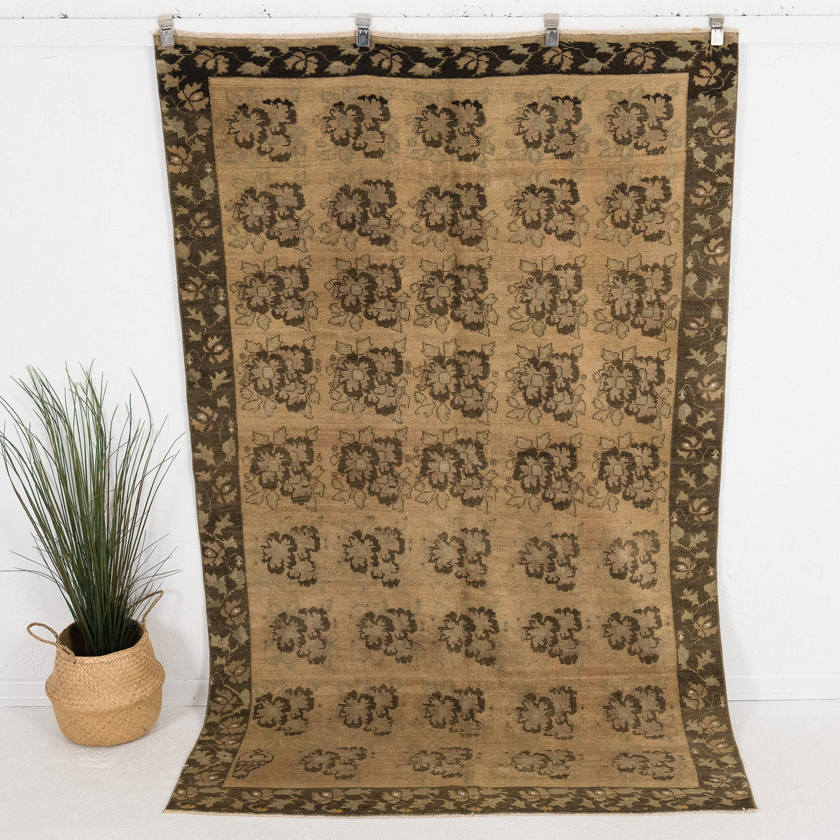 Maevyra - Vintage Turkish Area Rug
