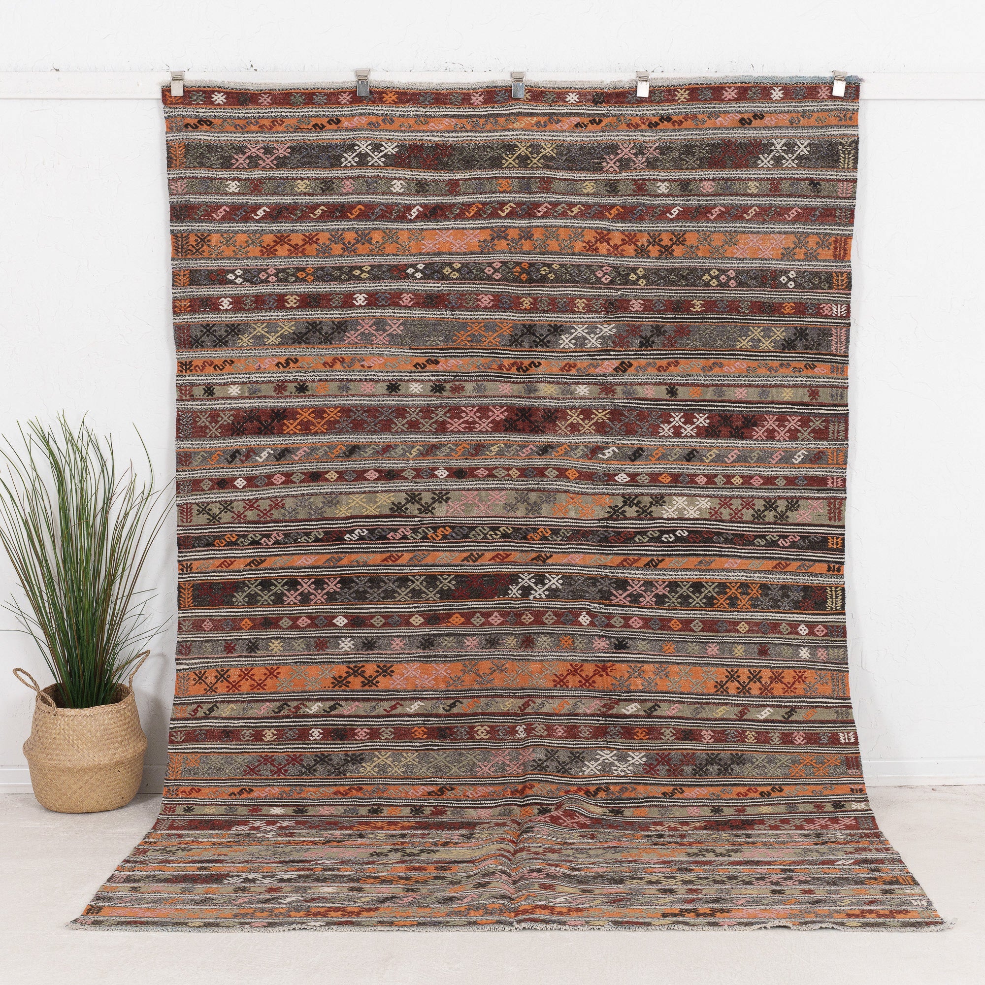 Taelysella - Vintage Turkish Area Rug