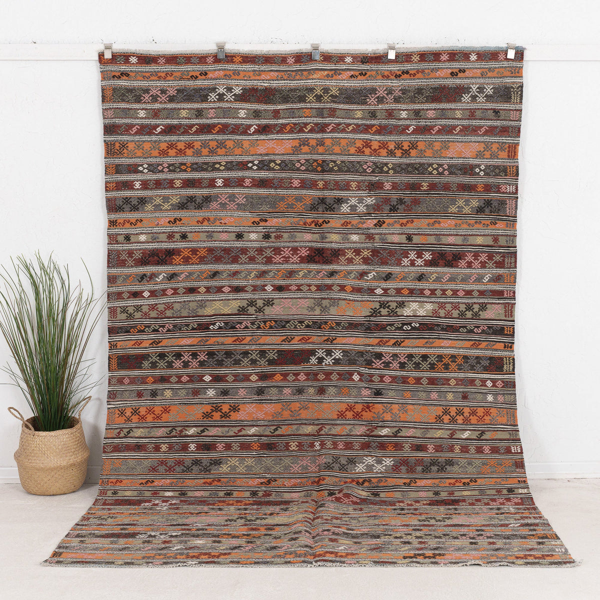 Taelysella - Vintage Turkish Area Rug