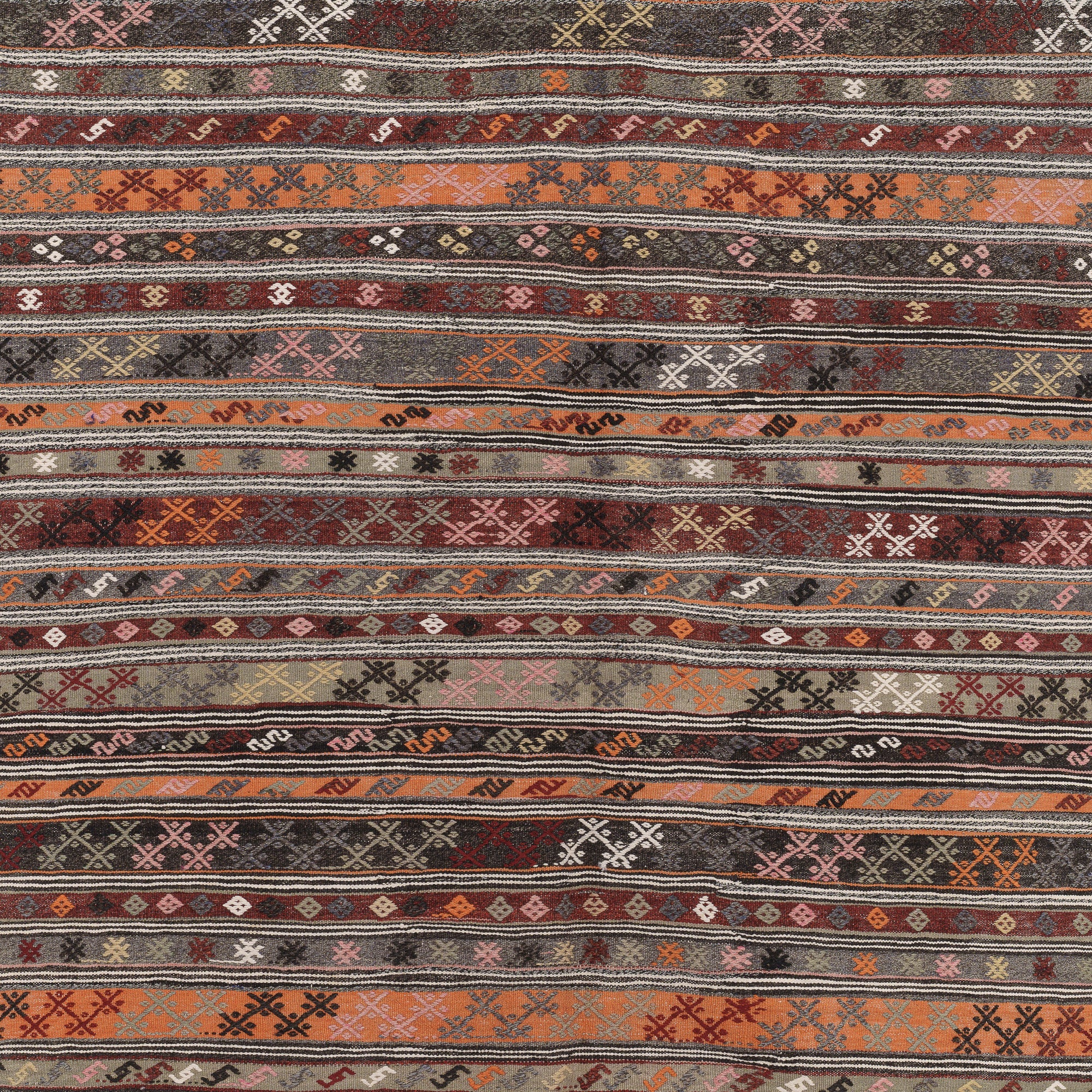 Taelysella - Vintage Turkish Area Rug