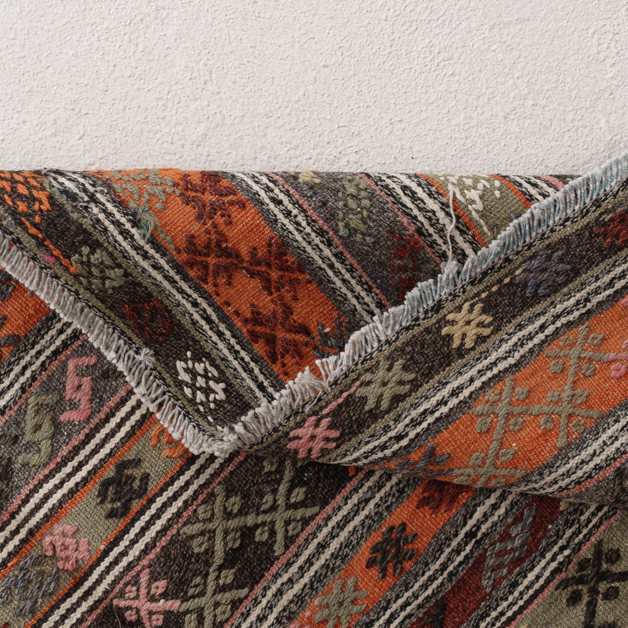 Taelysella - Vintage Turkish Area Rug