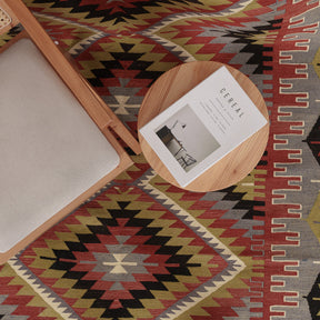 Raelisis - Vintage Turkish Area Rug