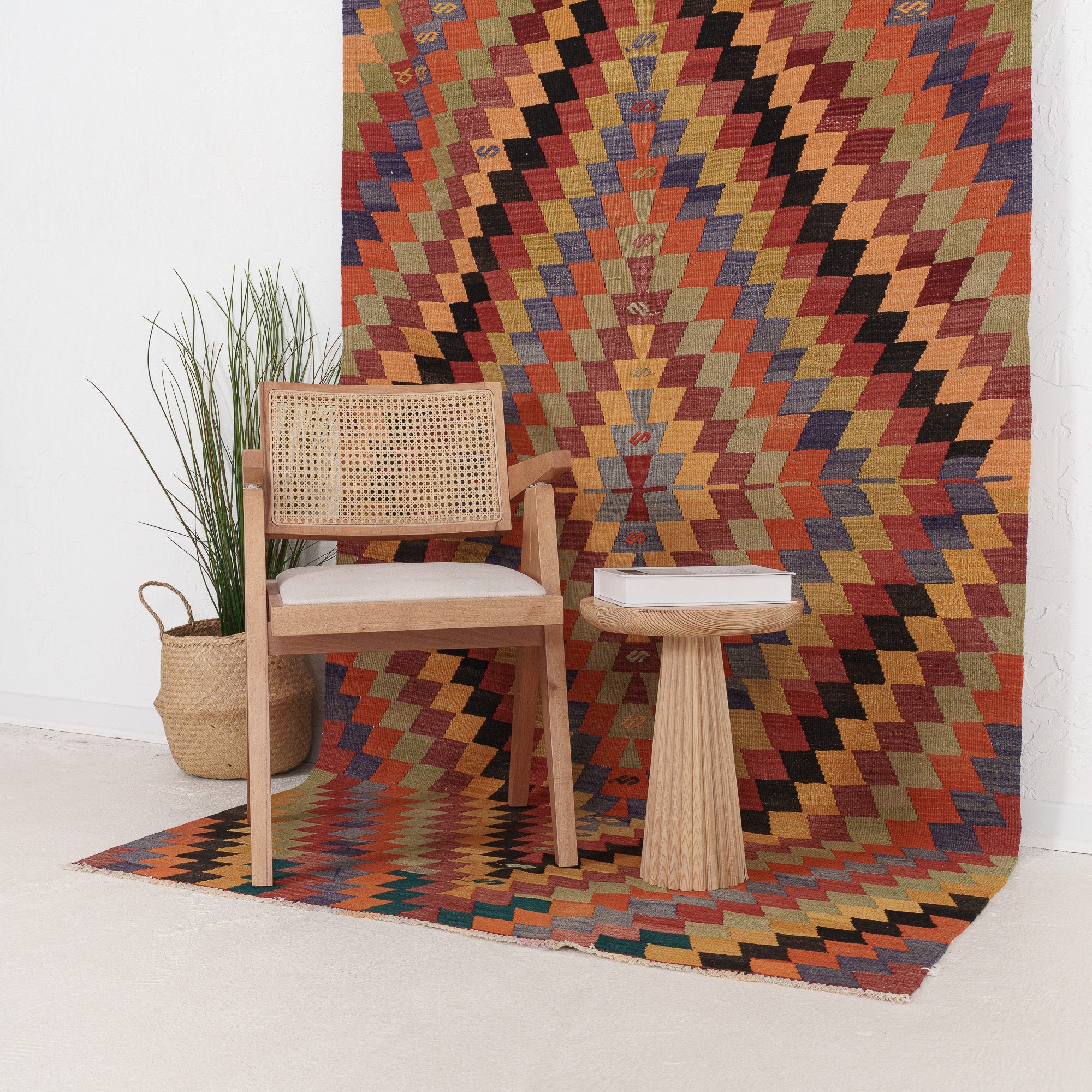 Saerinia - Vintage Turkish Area Rug