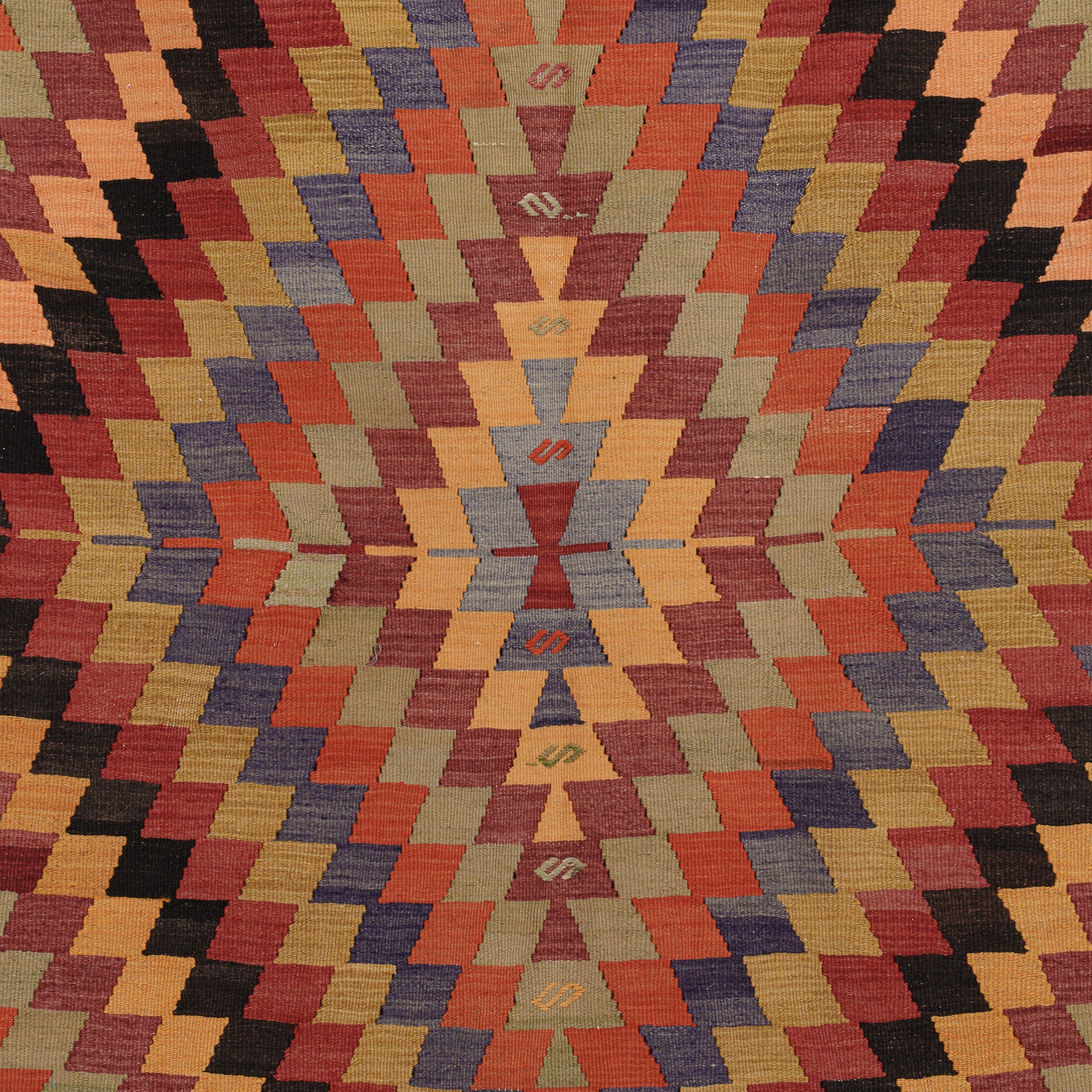 Saerinia - Vintage Turkish Area Rug
