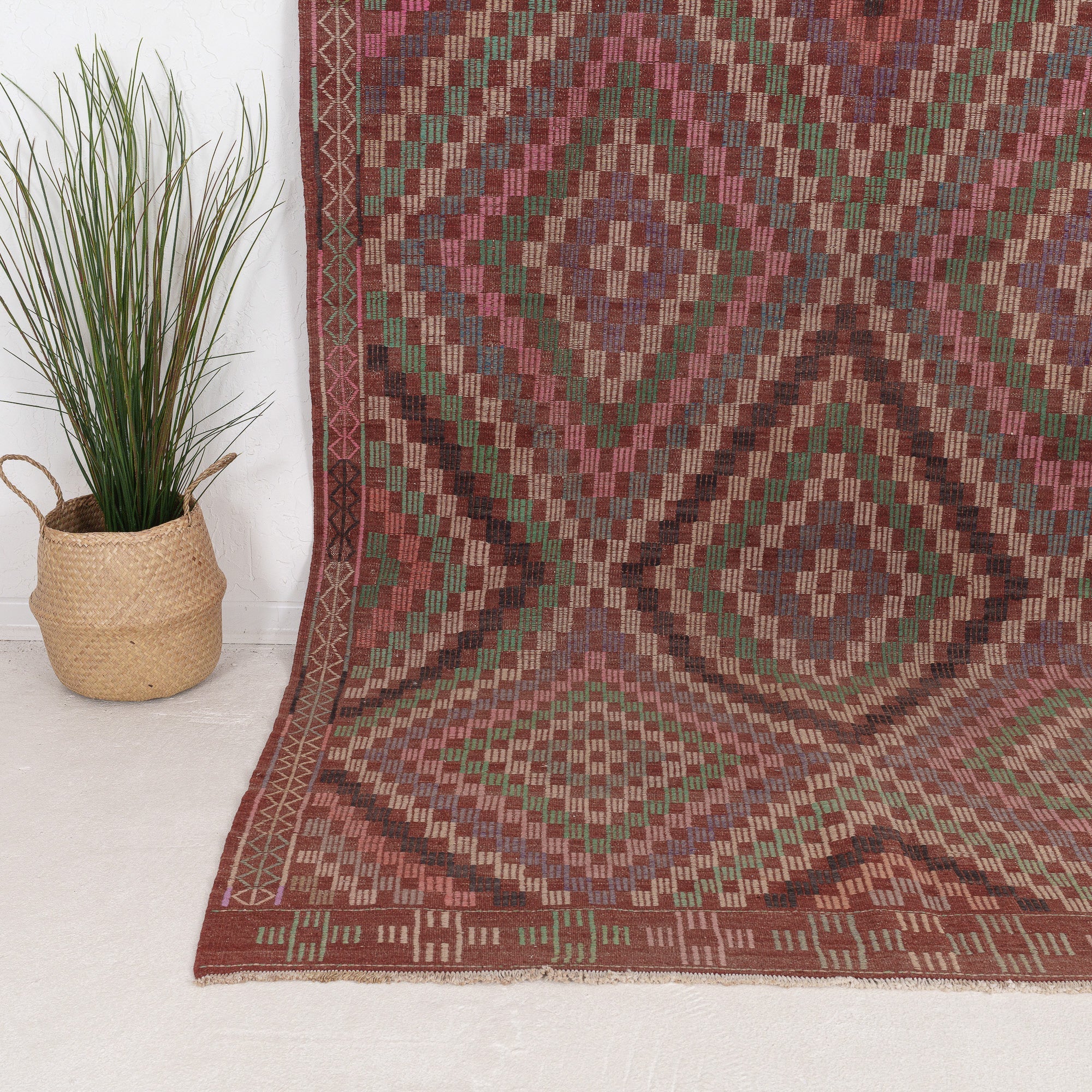 Saerinena - Vintage Turkish Area Rug