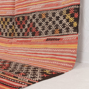 Vaelisena - Vintage Turkish Area Rug