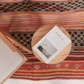 Vaelisena - Vintage Turkish Area Rug