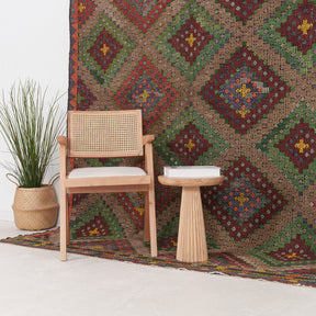 Vaelisess - Vintage Turkish Area Rug