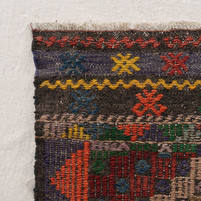 Vaelisess - Vintage Turkish Area Rug