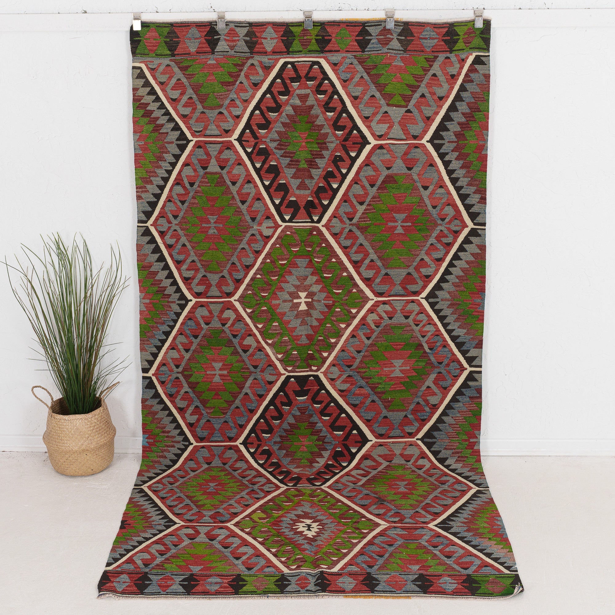 Saerinella - Vintage Turkish Area Rug
