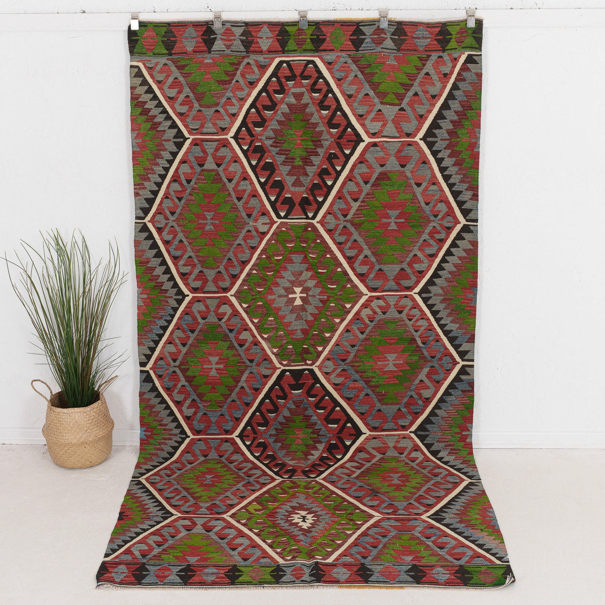 Saerinella - Vintage Turkish Area Rug