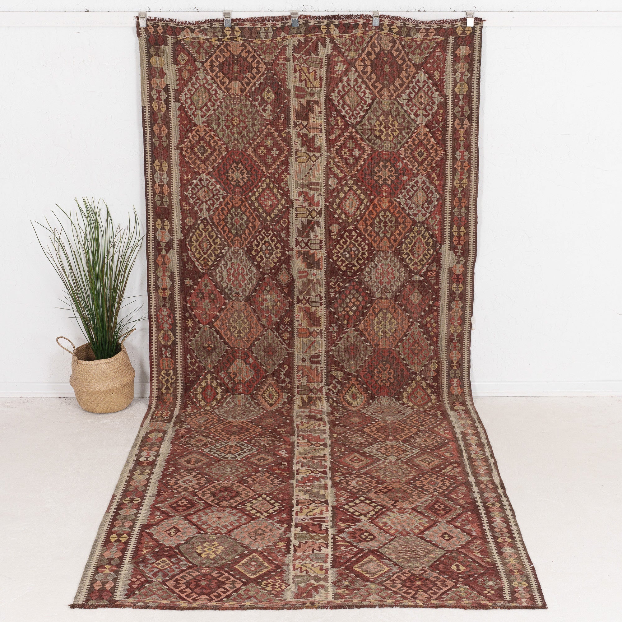 Raelisaria - Vintage Turkish Area Rug