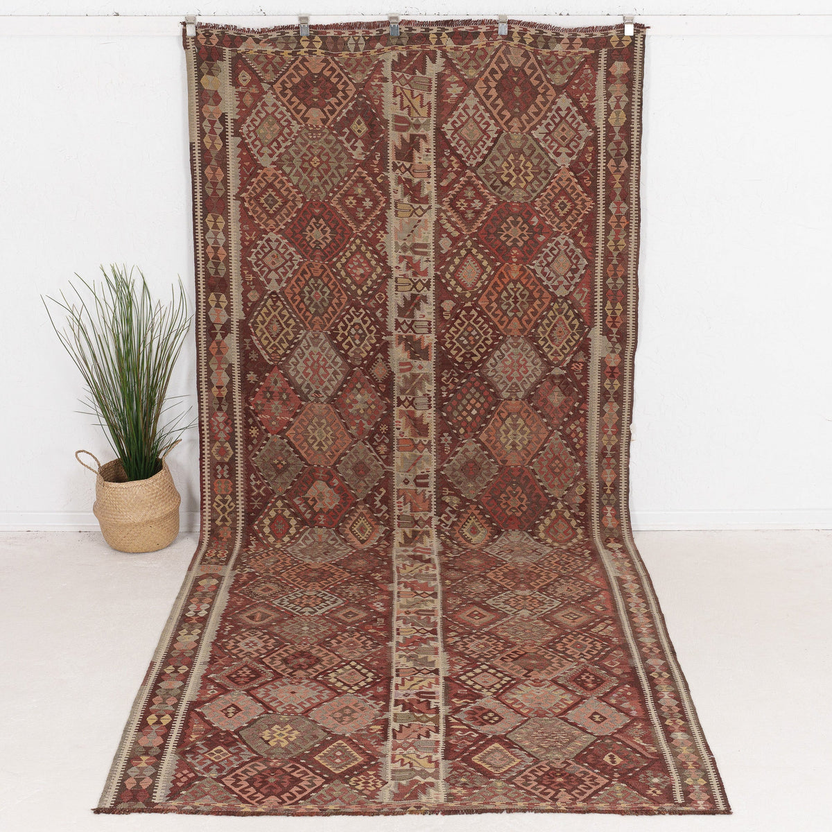 Raelisaria - Vintage Turkish Area Rug