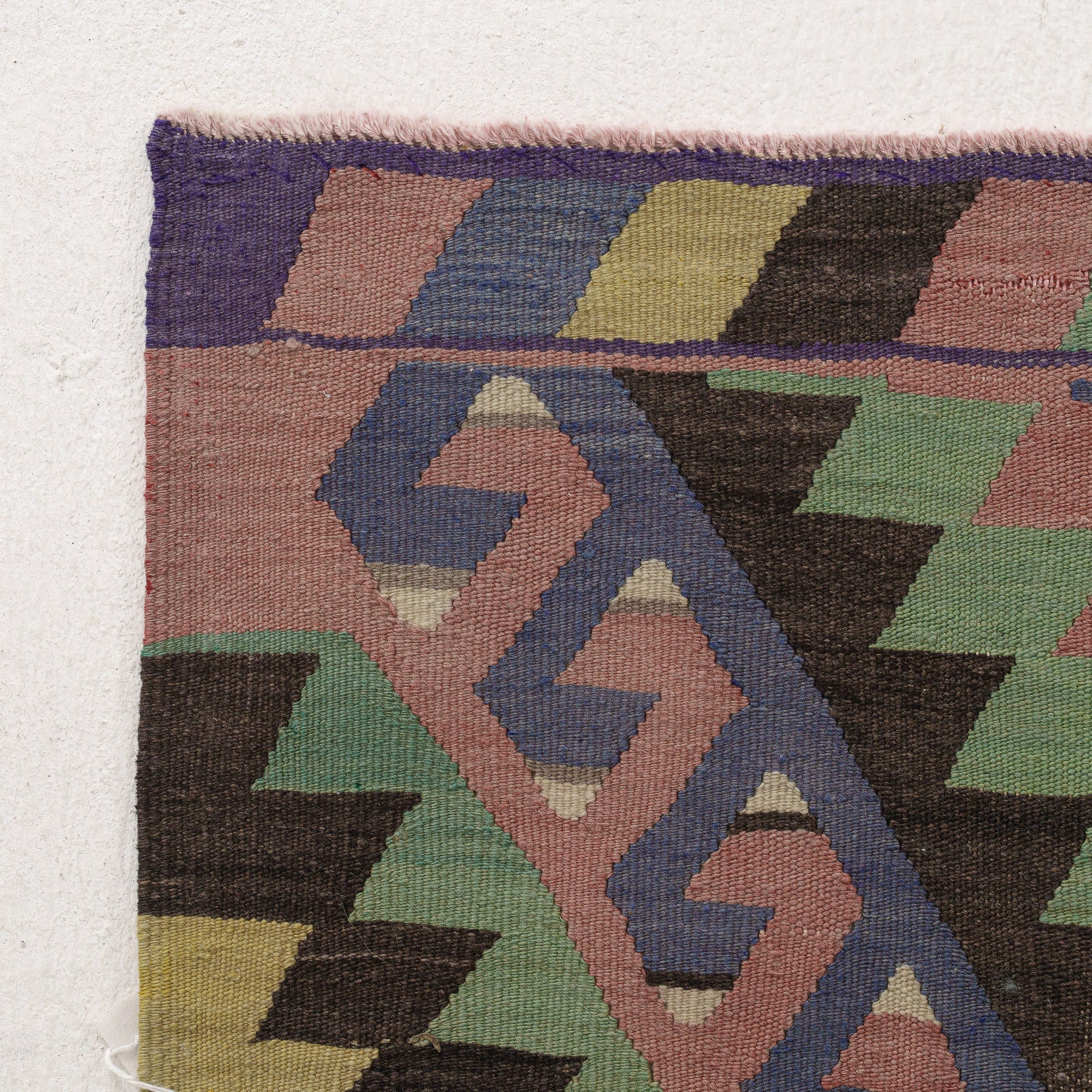 Saeriness - Vintage Turkish Area Rug