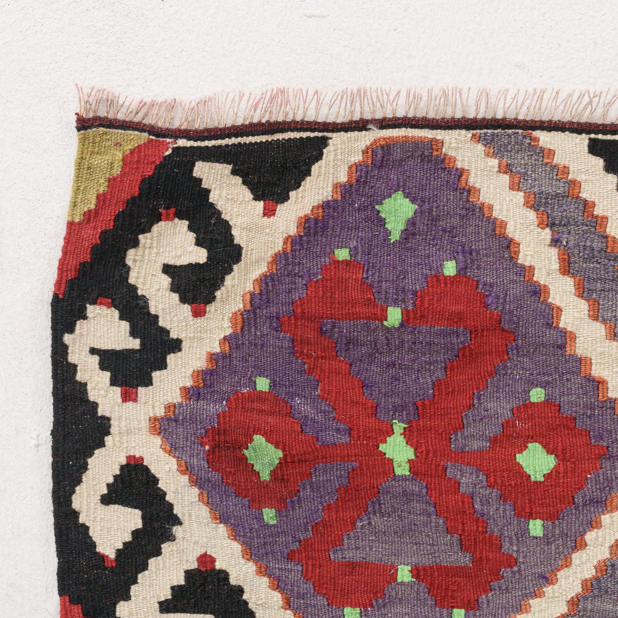 Waeliness - Vintage Turkish Area Rug