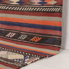 Xaerisa - Vintage Turkish Area Rug