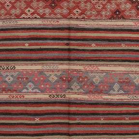 Taelysess - Vintage Turkish Area Rug
