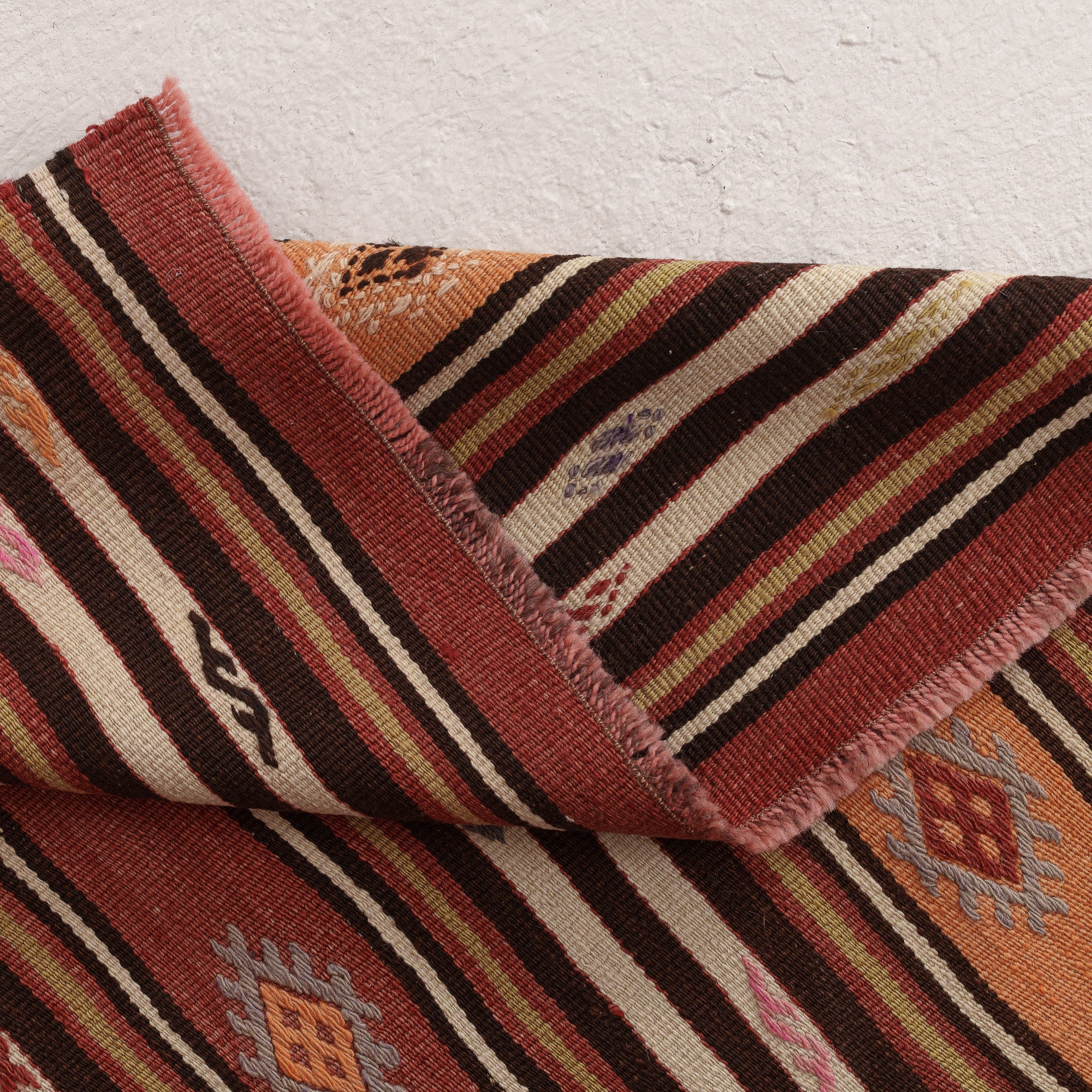 Taelysaria - Vintage Turkish Area Rug