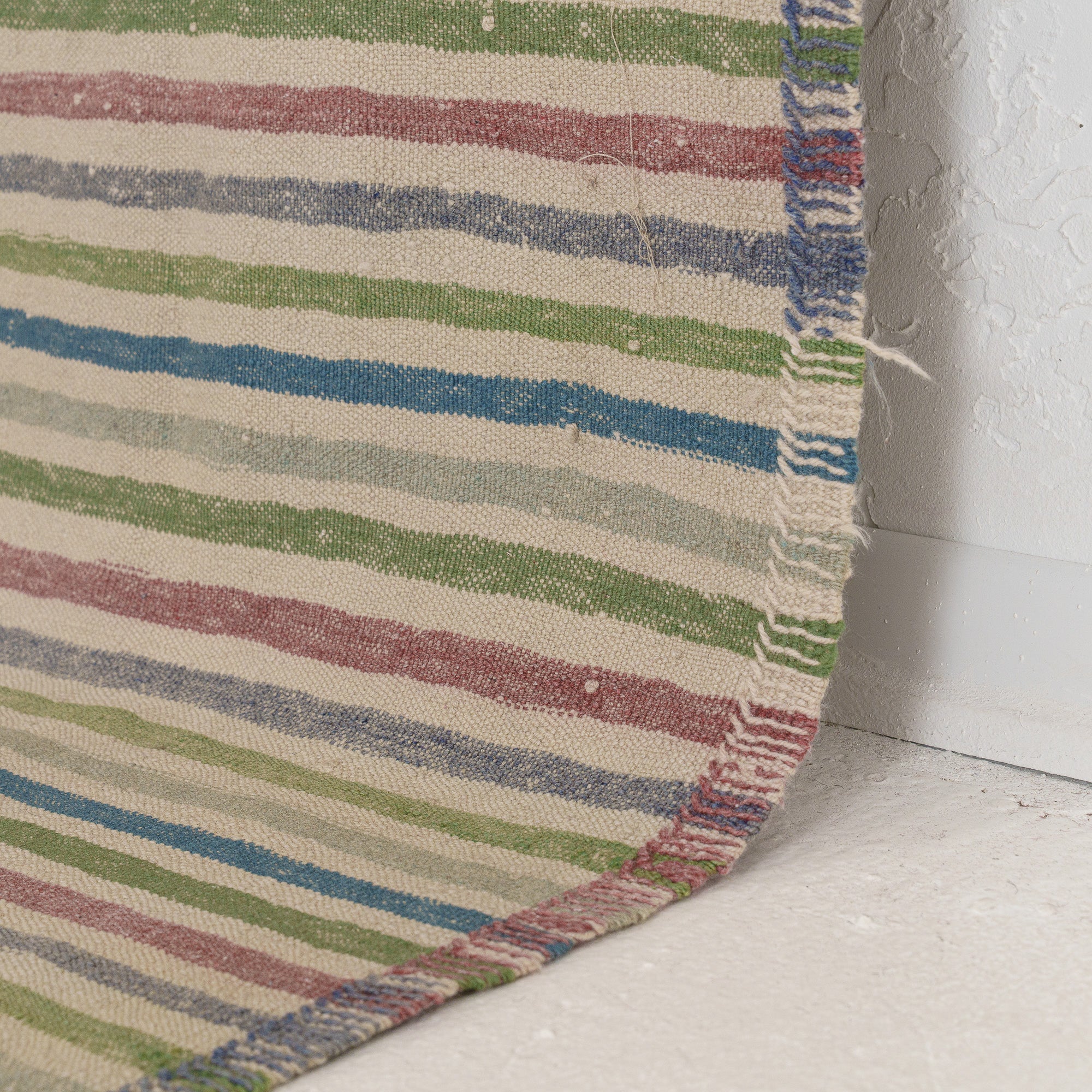 Saerinaria - Vintage Turkish Small Rug