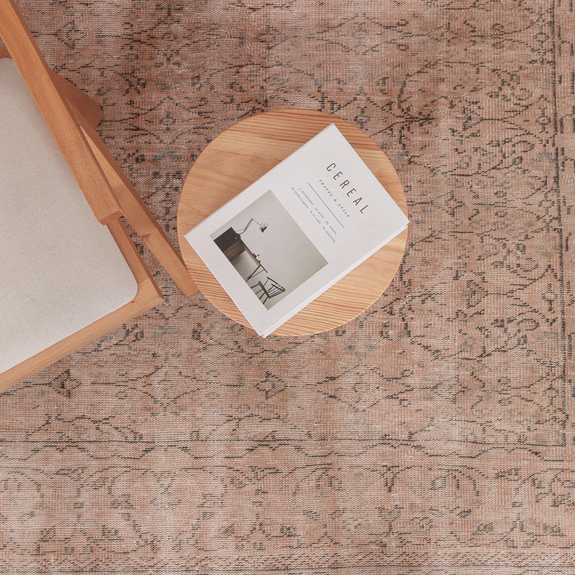 Xaerisin - Vintage Turkish Area Rug