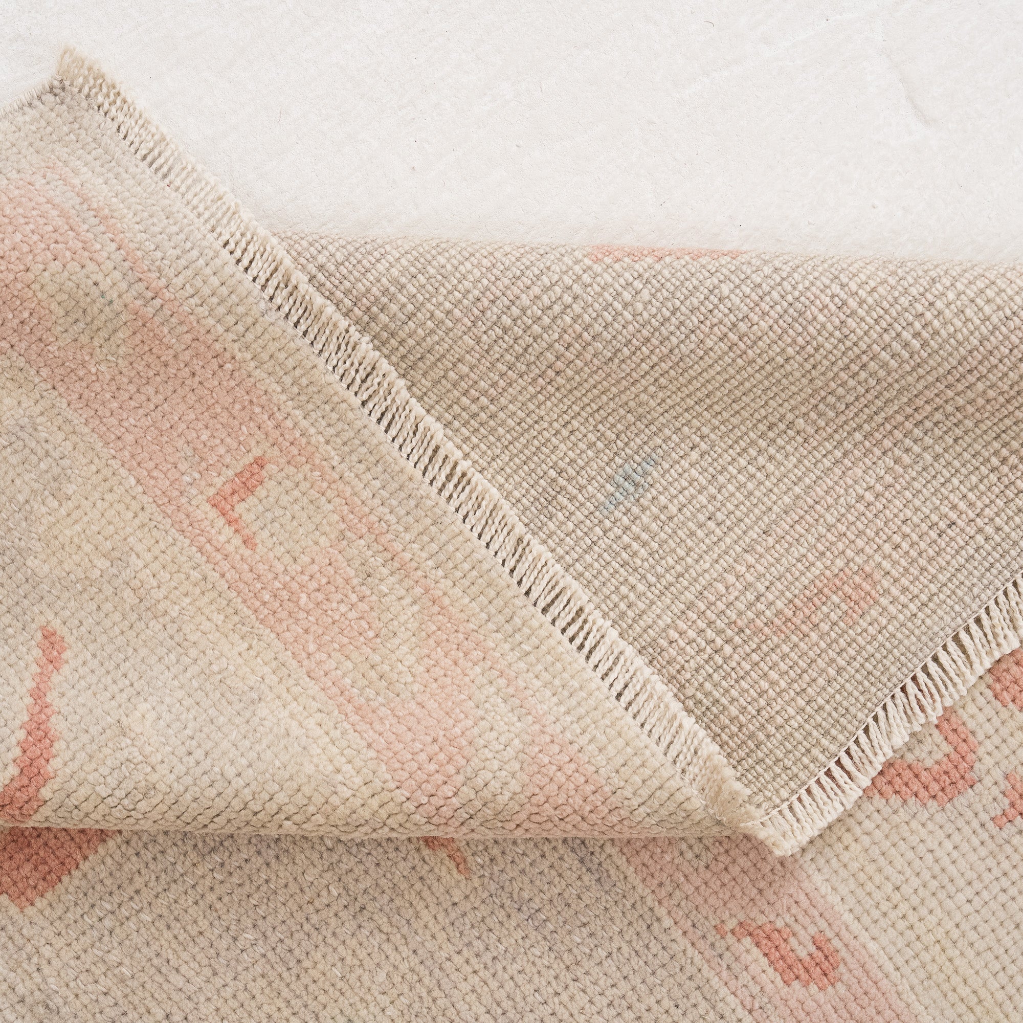 Vionessae - Vintage Turkish Area Rug