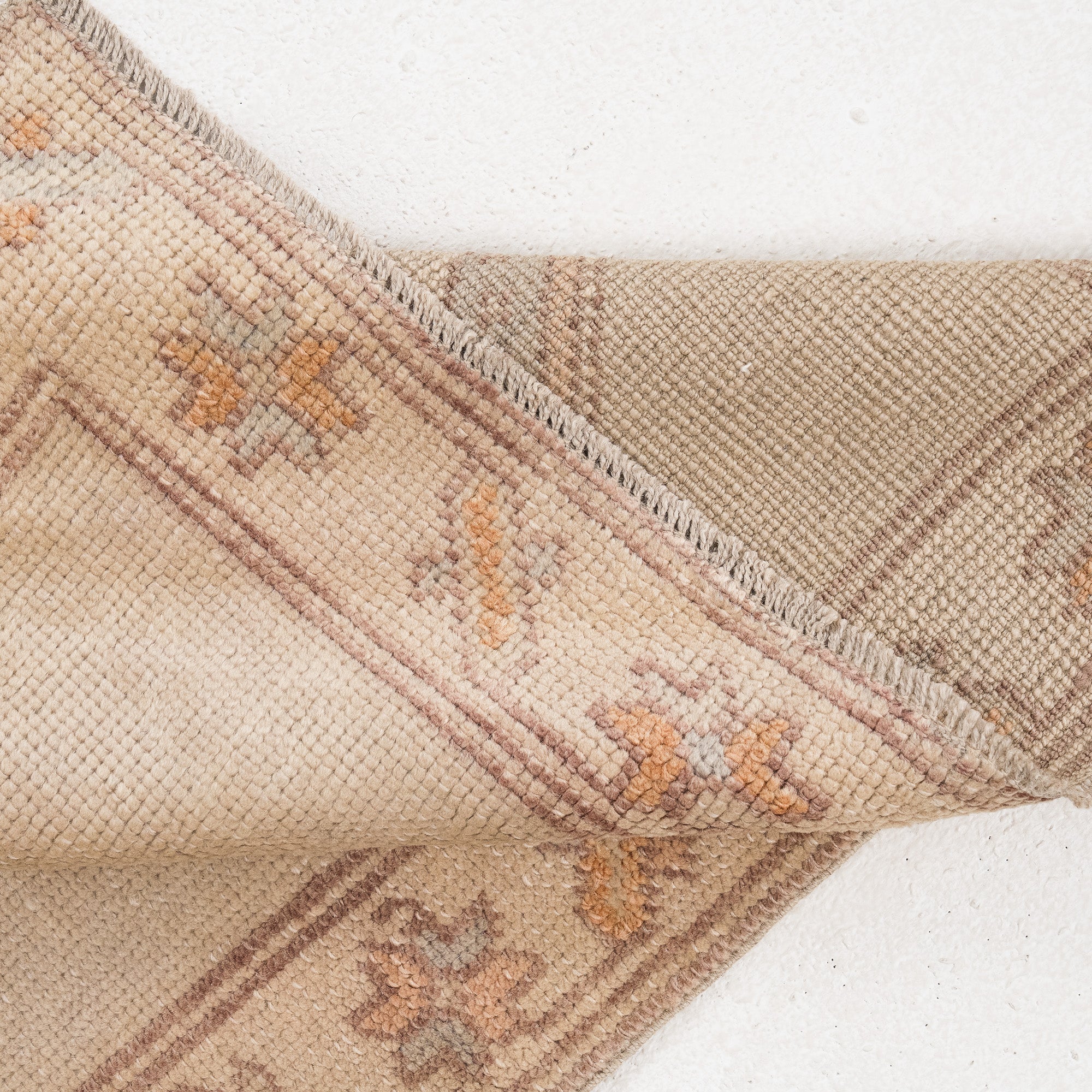 Mirelysia - Vintage Turkish Runner Rug