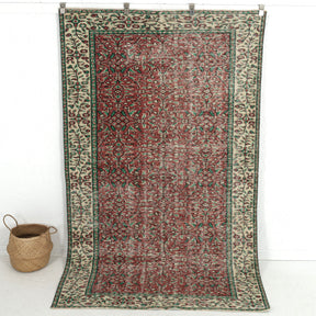 Fazira - Elegant Living Room Rug, Antique Charm