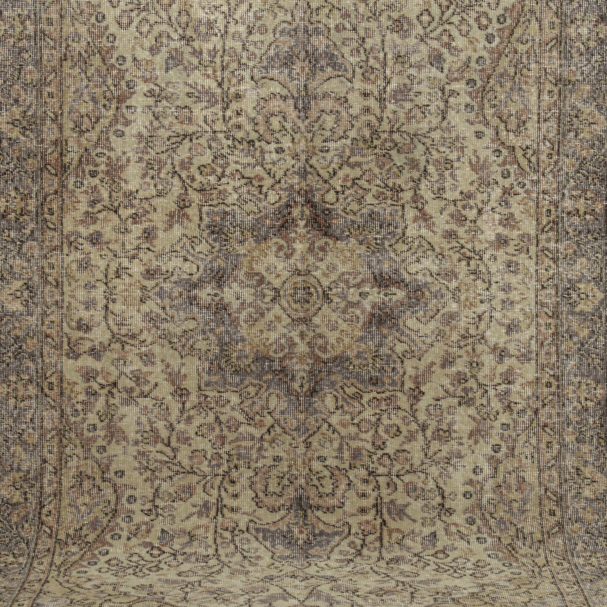 Cilena - Dining Room Rug, Authentic Oriental Design
