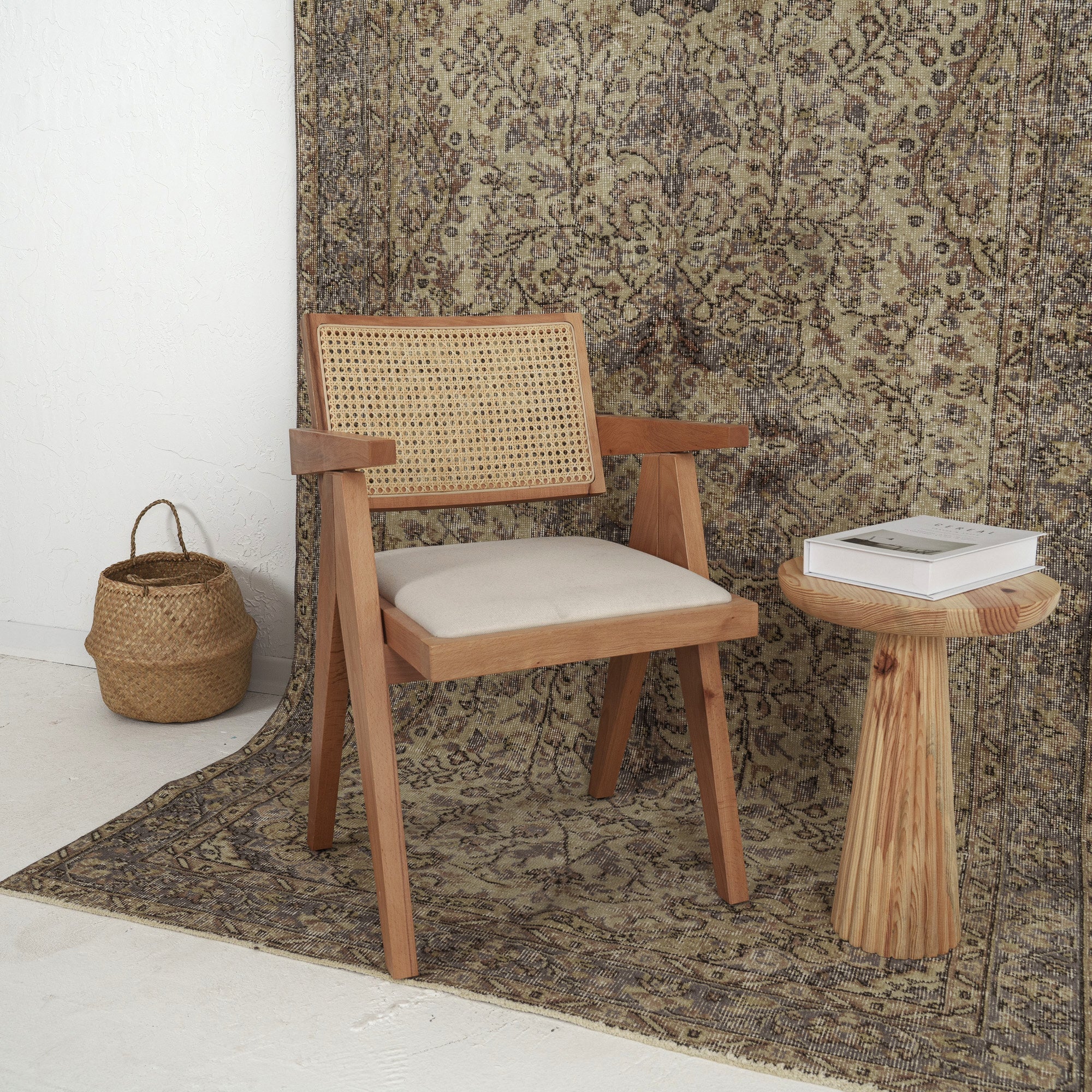 Cilena - Classic Turkish Rug, Vintage Heritage