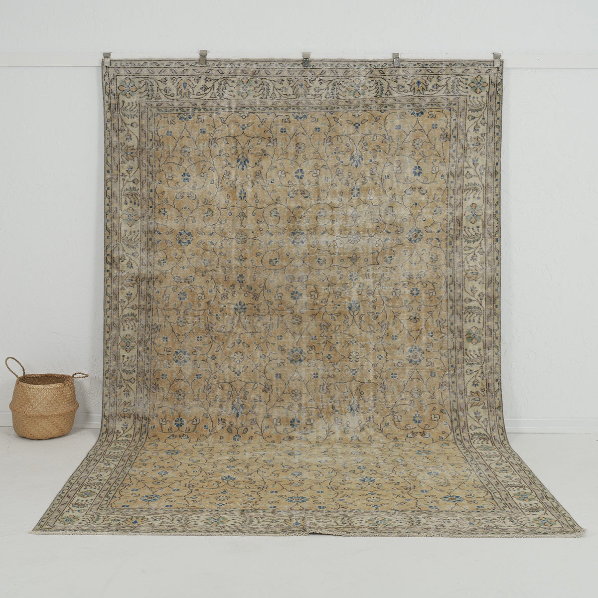 brown vintage 7x11 area rug - perfect for the living room, bedroom, office, entryway, kitchen