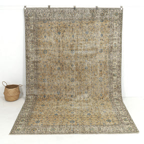 Lirena - Living Room Rug, Curated Vintage Collection