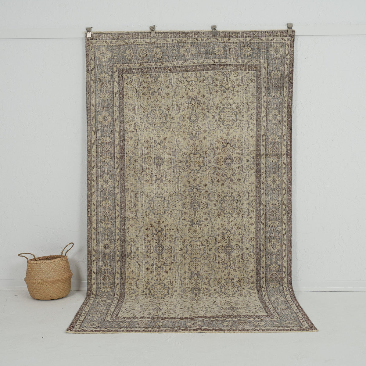 Handmade 5x9 area rug in beige, ideal for a cozy entryway, hallway, living room, kitchen, bedroom