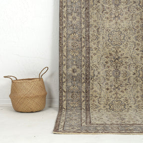 Nivela - Classic Turkish Rug, Vintage Heritage