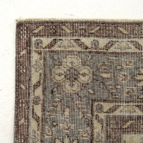 Nivela - Dining Room Rug, Authentic Oriental Design