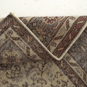 Nivela - Oriental Rug, Handcrafted for Luxury Living