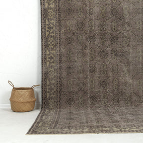 Authentic 8x11 area rug from turkish, in subtle gray tones