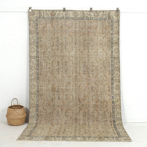 beige vintage 5x9 area rug - perfect for the living room, bedroom, entryway, office, kitchen & dining