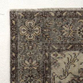 Helinora - Dining Room Rug, Elegant Oriental Style