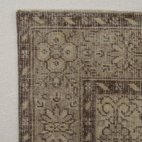 Classic area rug in 6x9 dimensions, crafted in turkish