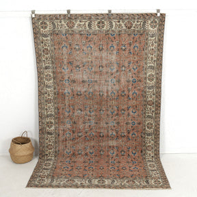 Ravinna - Turkish Rug, Vintage Charm for Modern Spaces