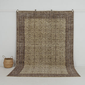 brown vintage 7x10 area rug - perfect for the living room, bedroom, dining room, entryway, office