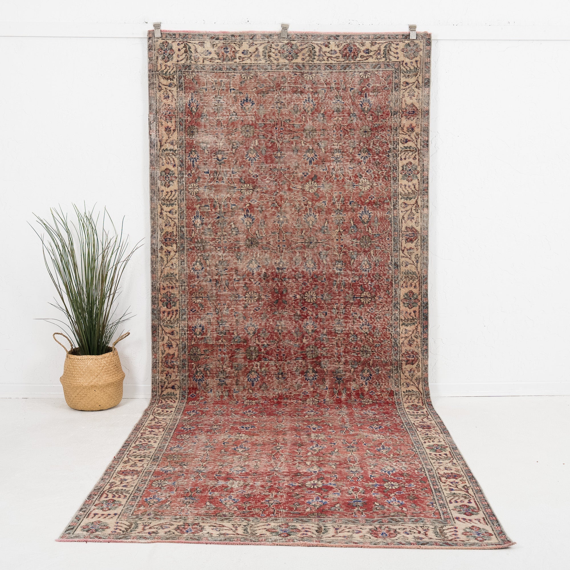 Rosalyndra - Vintage Turkish Area Rug