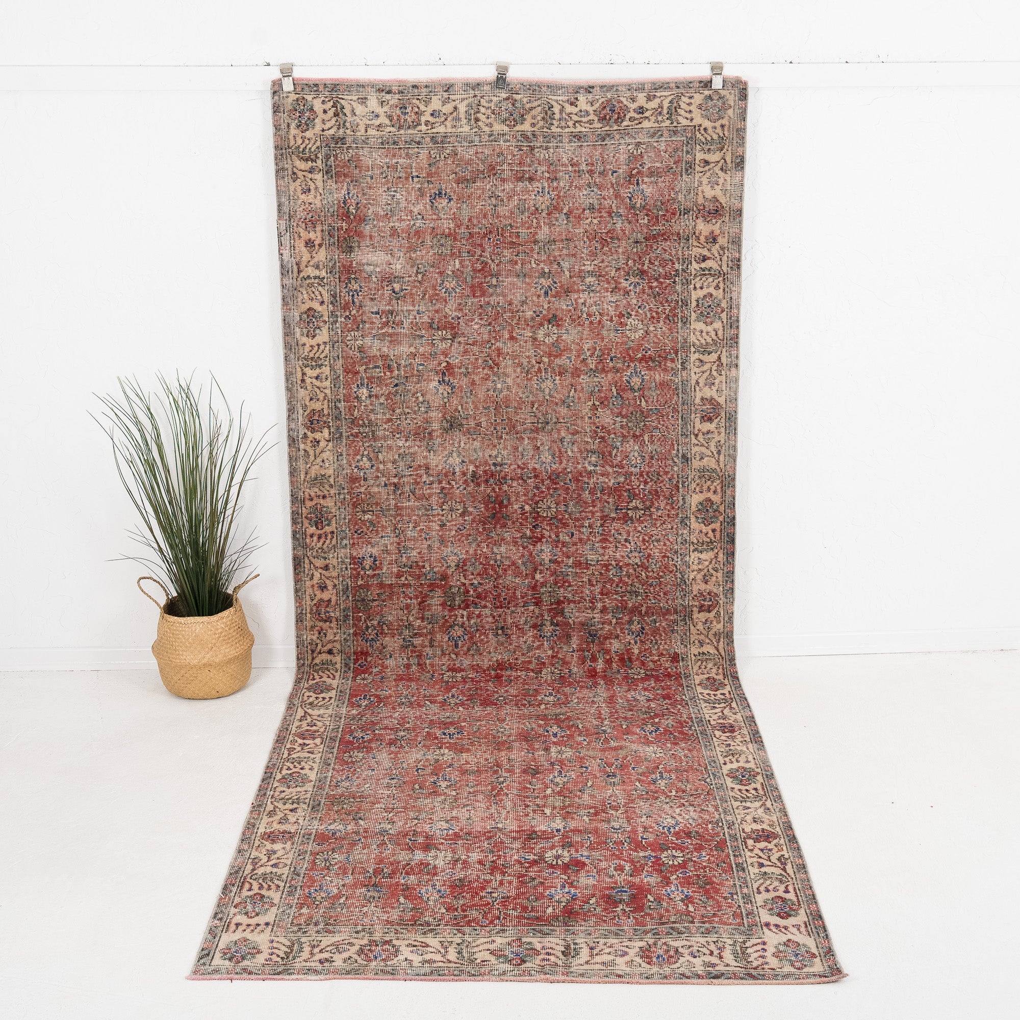 Rosalyndra - Vintage Turkish Area Rug