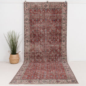 Irithra - Vintage Turkish Area Rug