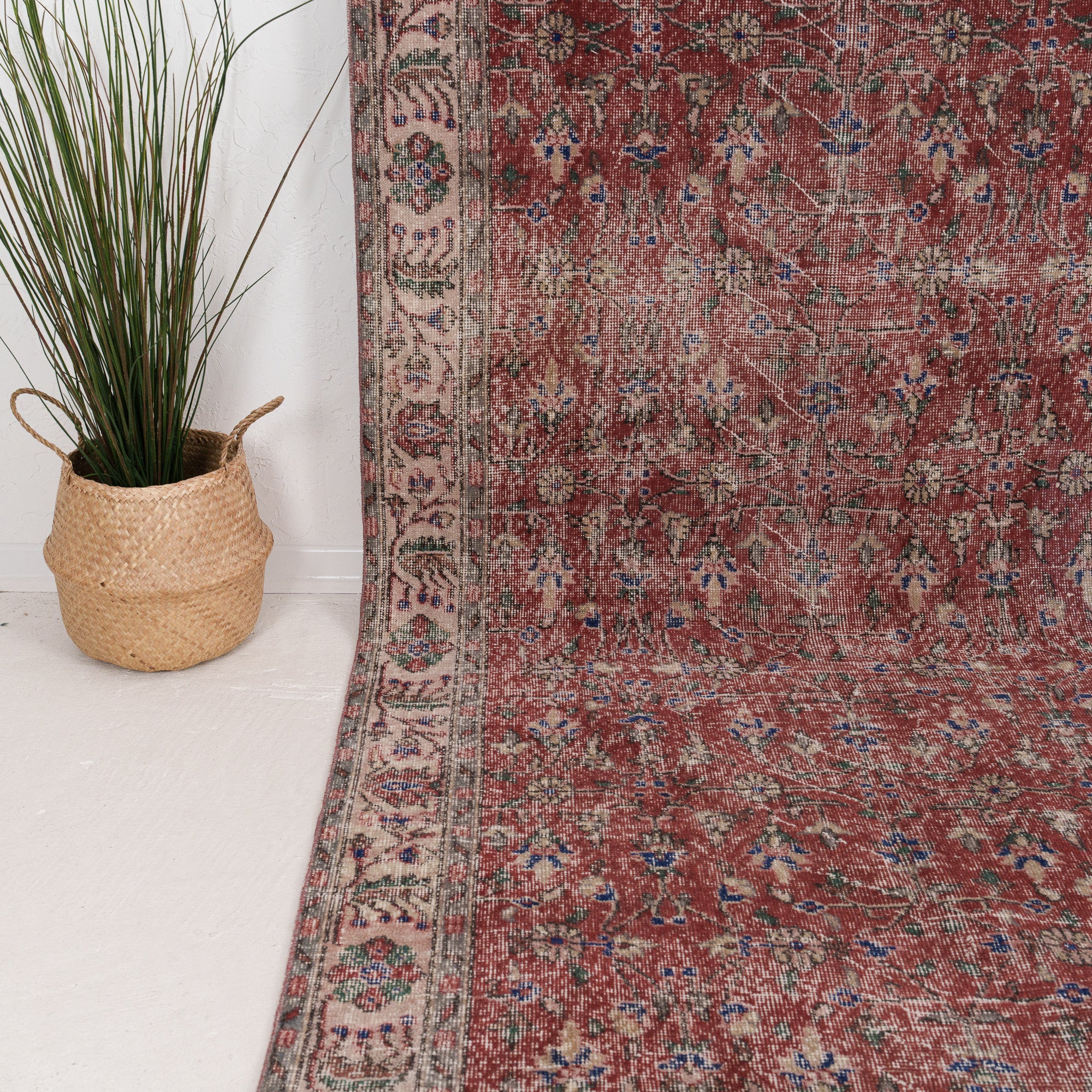 Irithra - Vintage Turkish Area Rug