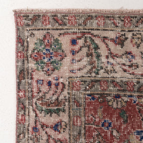Irithra - Vintage Turkish Area Rug